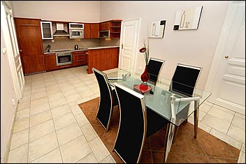 cucina/ sala pranzo del appartamento N.C11