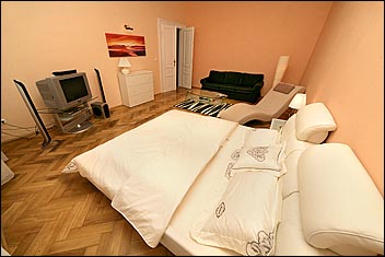 camera letto/soggiorno  appartamento n.C11